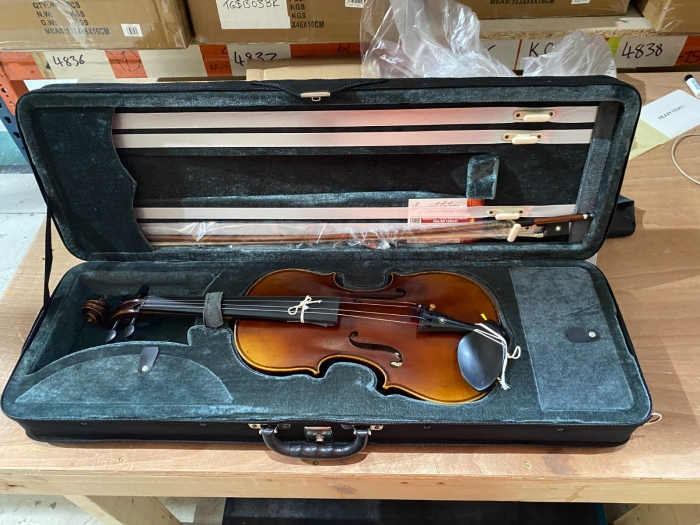 Hidersine Veracini Violin Outfit 4/4-B stock-CL2755