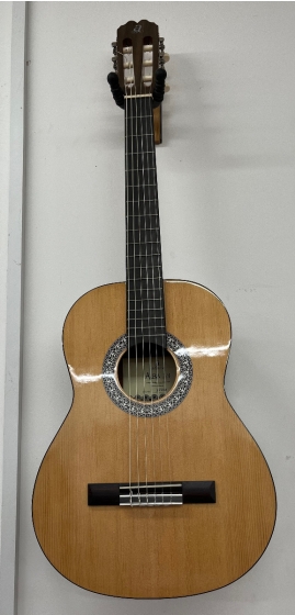 Admira Alba 3/4 Classical Guitar-B stock-CL2603