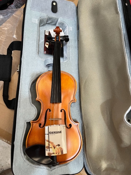 Hidersine Vivente Violin 1/8 Outfit-B stock-CL2695