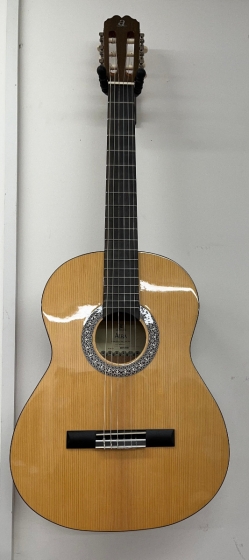 Admira Alba Classical Guitar 4/4-B stock-CL2577