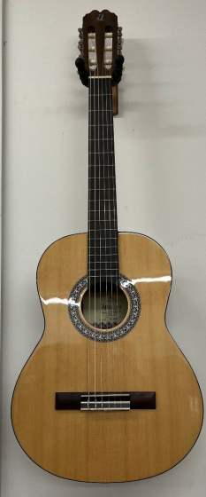 Admira Alba 3/4 Classical Guitar-B stock-CL2604