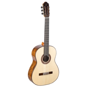Admira A60 Artesanía Classical Guitar