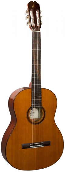 Admira Malaga 4/4 Classical Guitar 